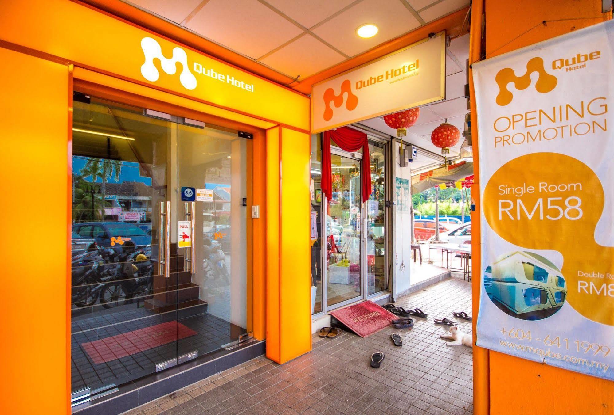 M Qube Hotel Sungai Dua Bukit Exterior foto